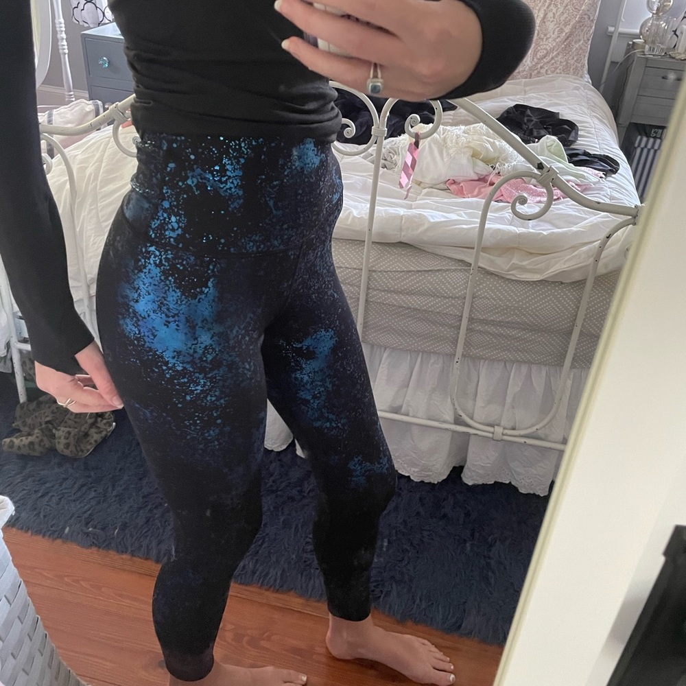 Carbon38 leggings